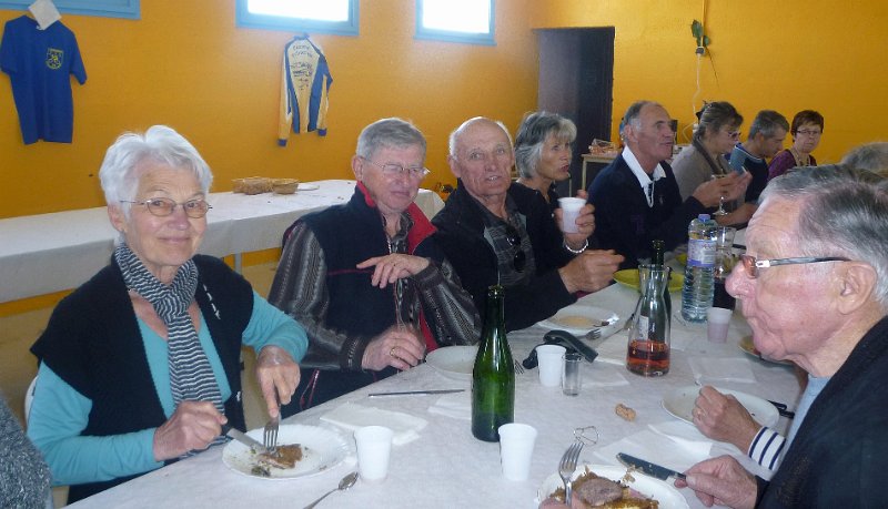 2012-05-13 43 A Table.JPG